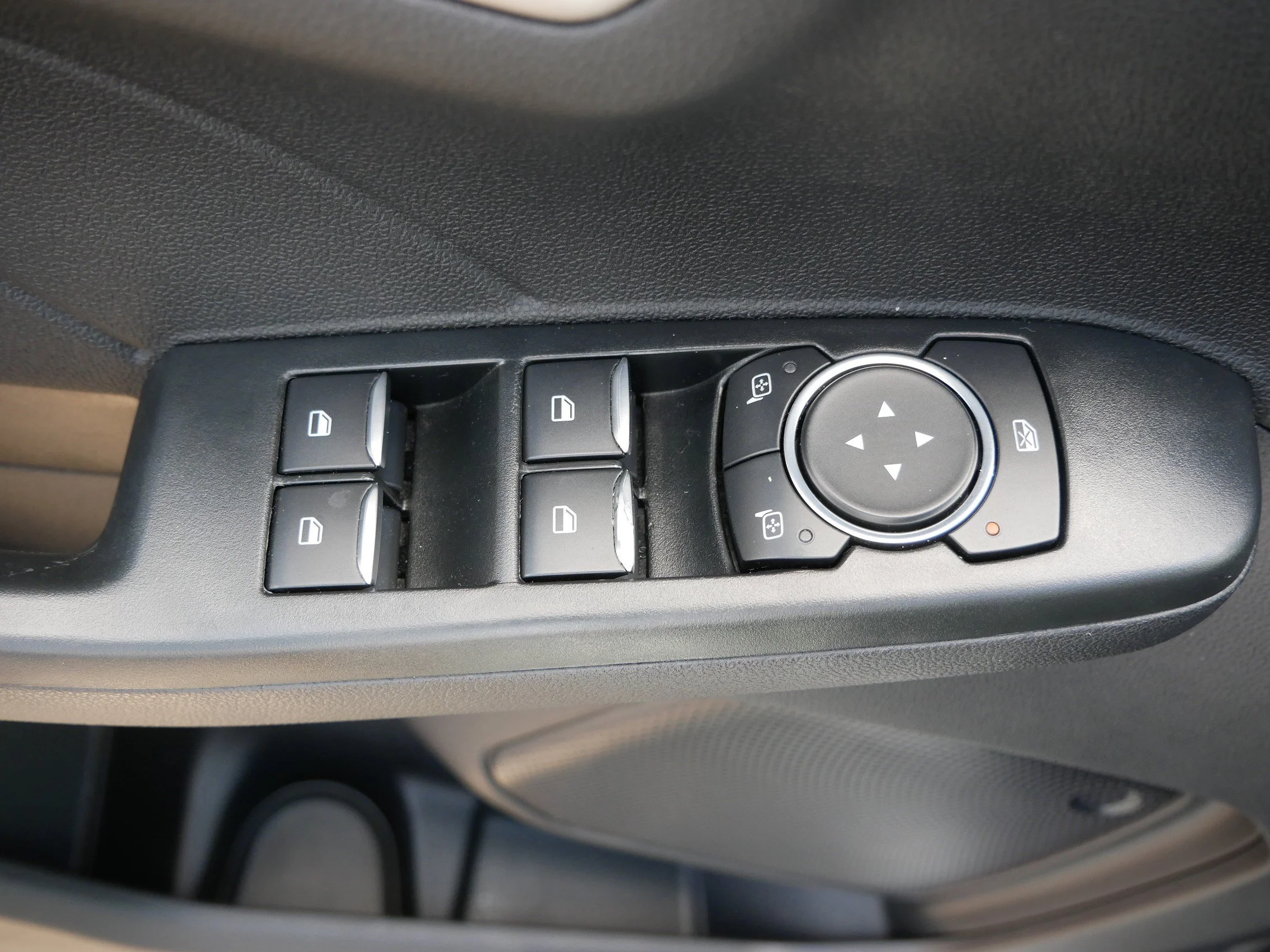 2022 Ford Escape SEL - Photo 20