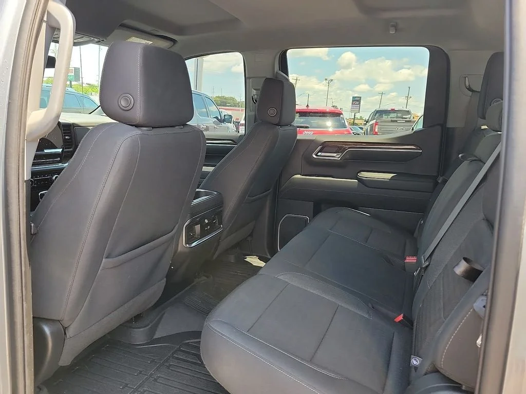Used 2023 Sterling GMC Elevation image 9