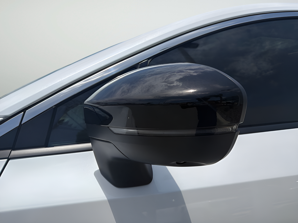 New 2026 White Nissan SL image 47