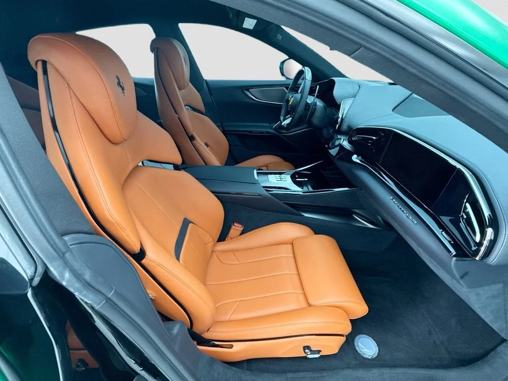 Used 2026 Green Jewel Ferrari  image 19