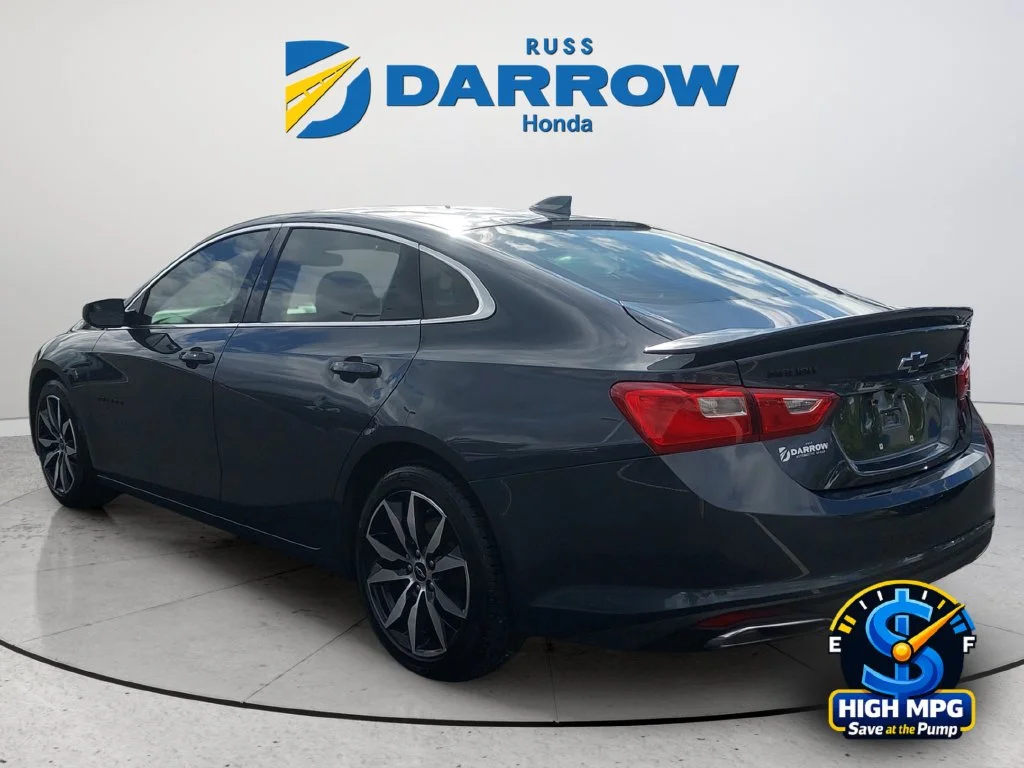 Used 2021 Gray Chevrolet RS image 3