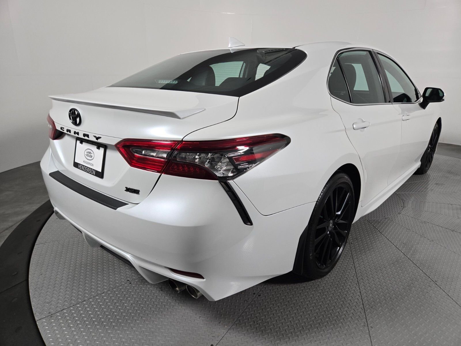 Used 2022 Pearl Toyota XSE image 2