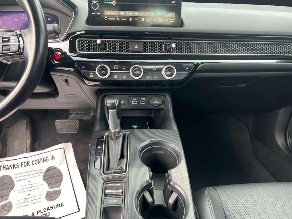 2022 Honda Civic Touring - Photo 11