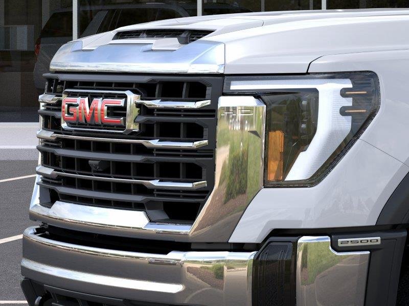New 2026 Summit White GMC SLE image 13