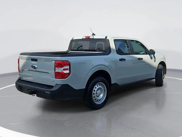 Used 2024 Green Ford XL image 3