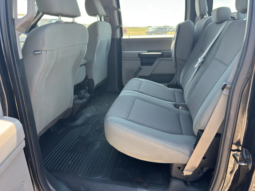 Used 2017 Shadow Black Ford XL image 20