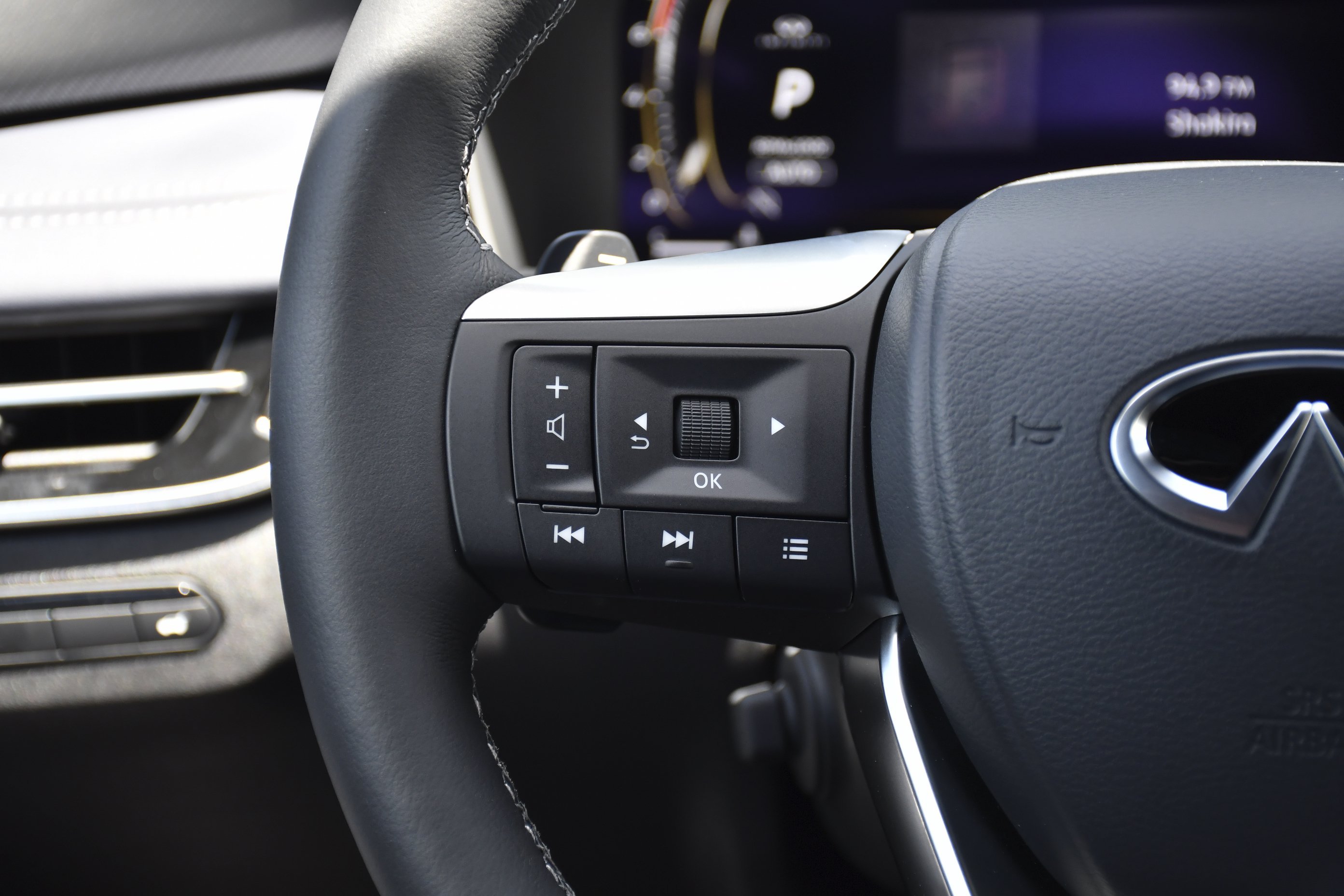 New 2027 MINERAL BLACK INFINITI Sport AWD image 8