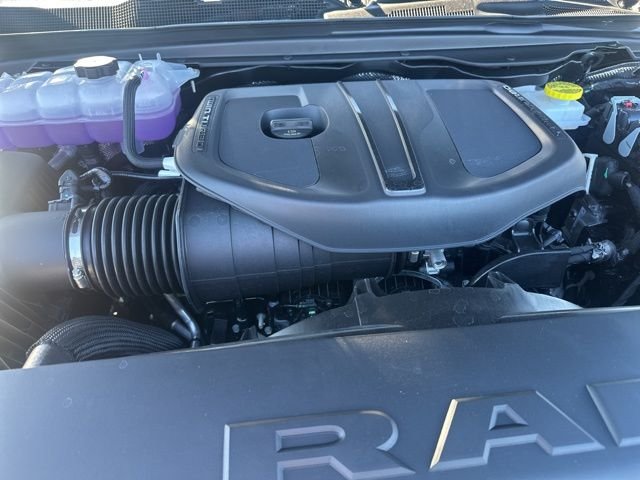 New 2026 Diamond Black Crystal Pearl-Coat Exterior Paint RAM Laramie image 34