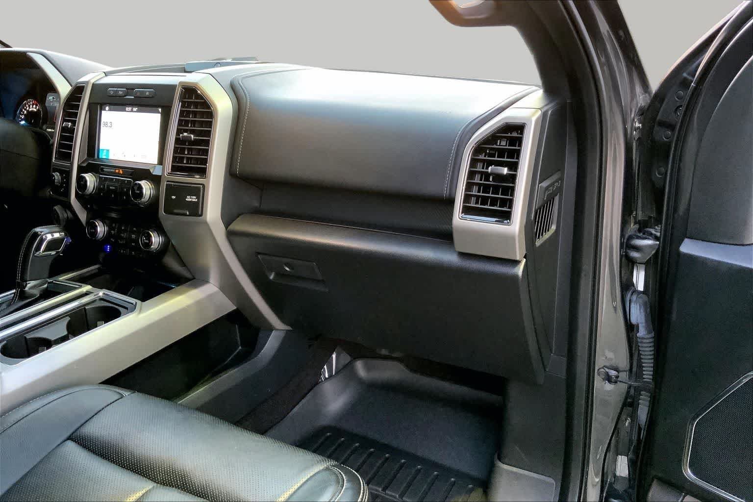 Used 2018 Magnetic Ford LARIAT image 18