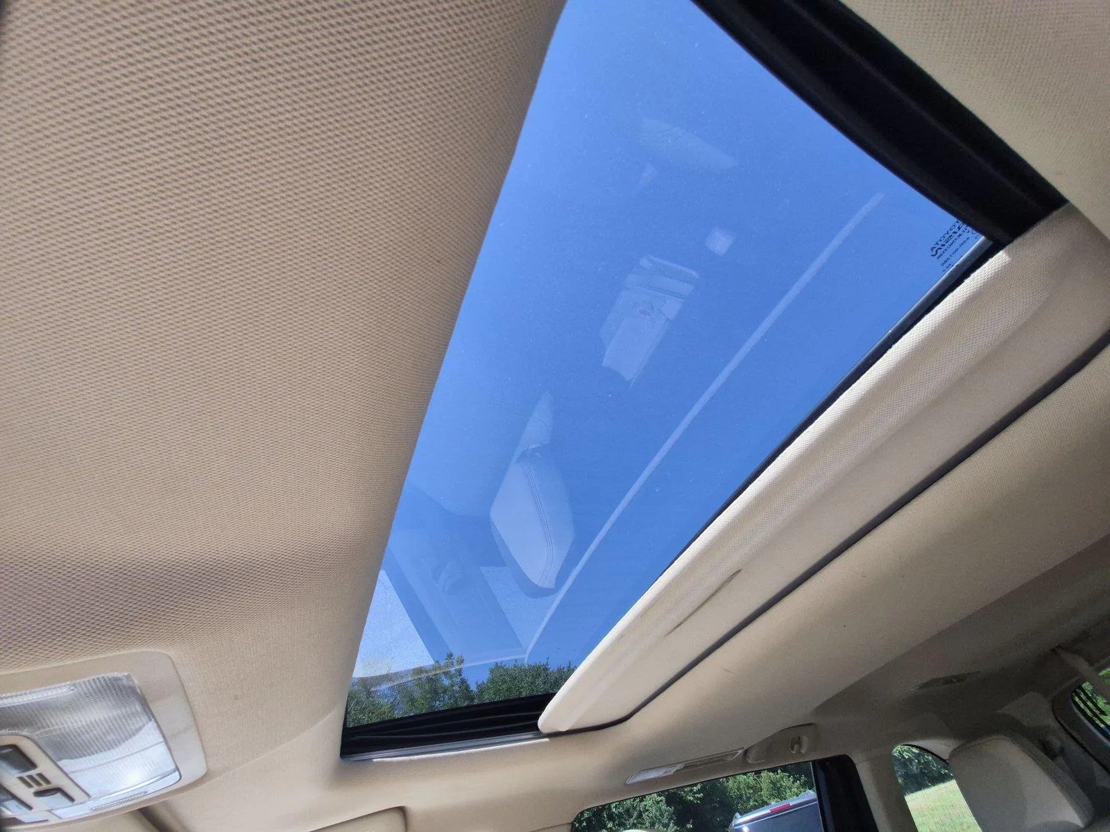 Used 2016 Shoreline Blue Pearl Toyota XLE image 29