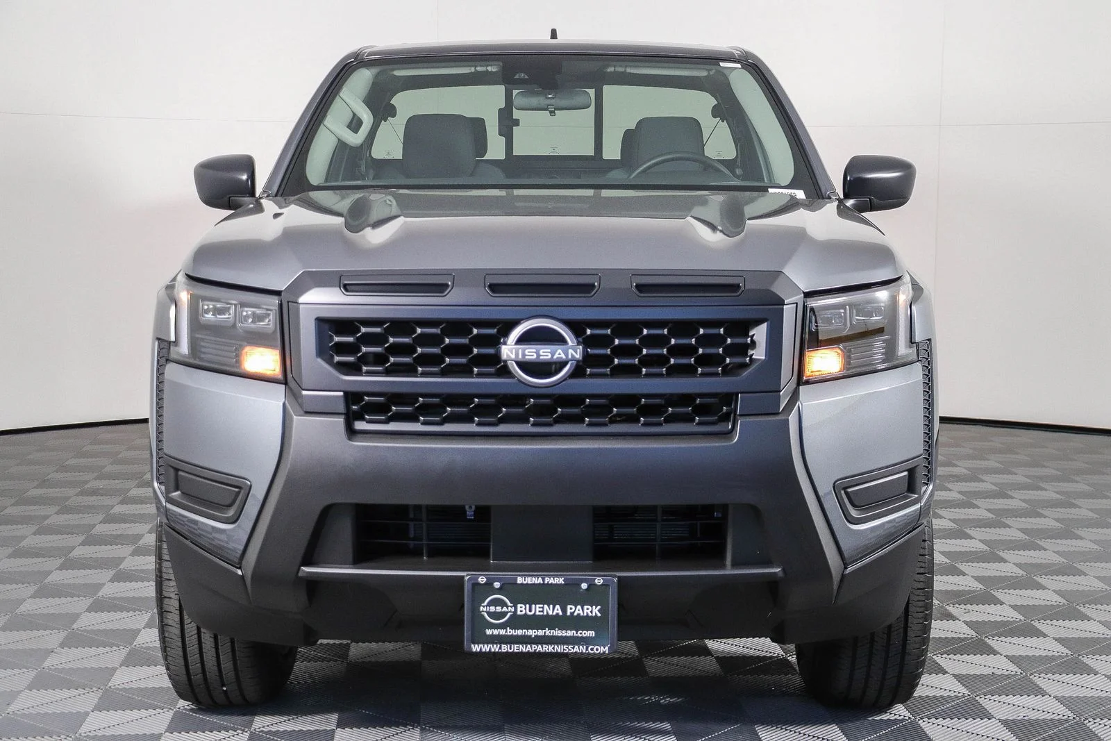 New 2027 Gray Nissan S image 2