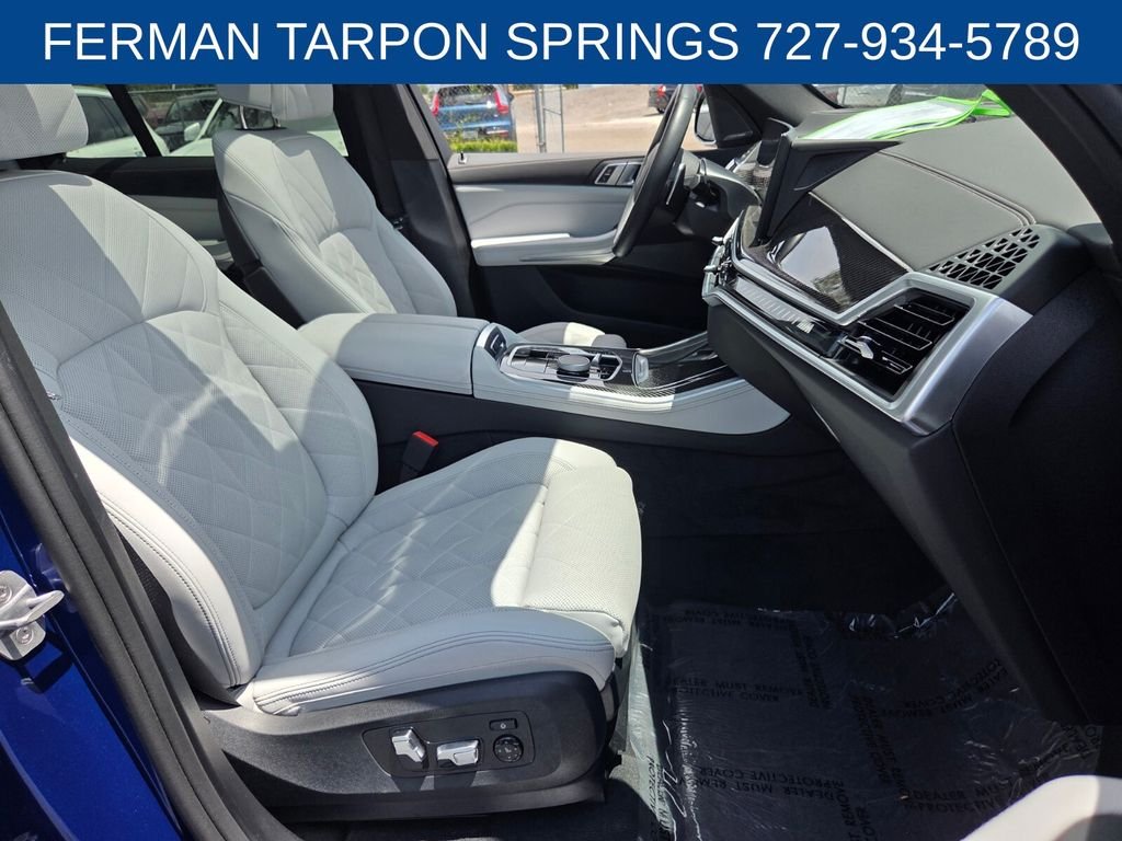 Used 2025 Blue BMW M60i image 19