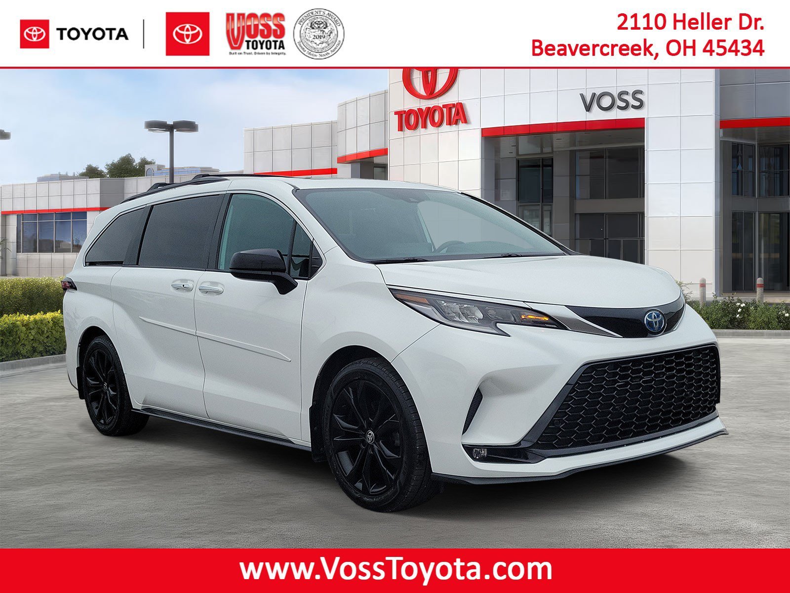 2024 Toyota Sienna XSE 7-Passenger, photo 4 of 12
