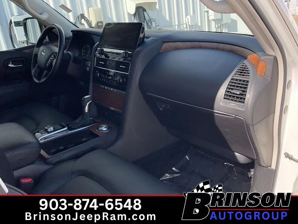 Used 2024 Aspen White Tricoat Nissan SL image 27