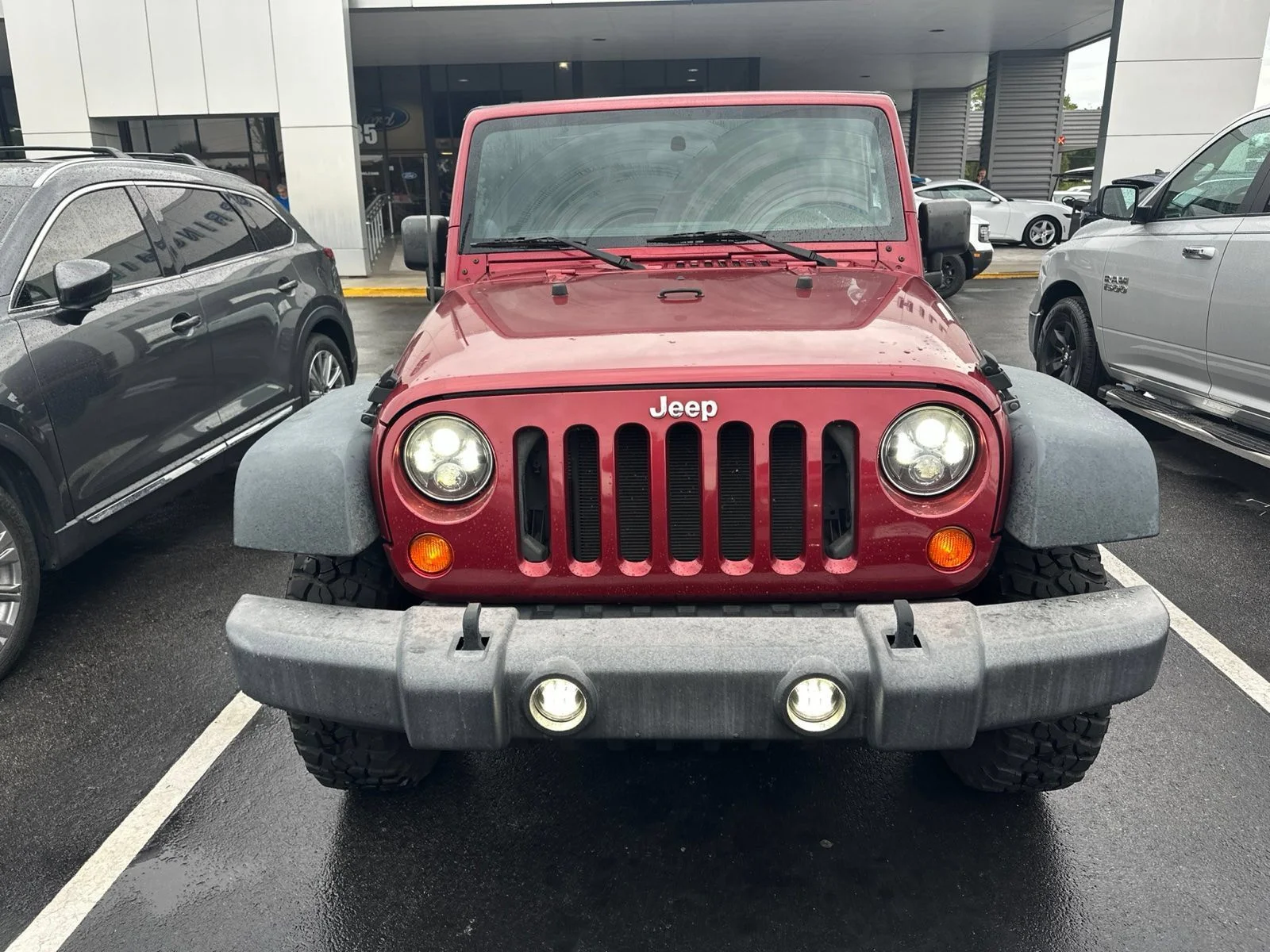 Used 2012 Red Jeep Rubicon image 2