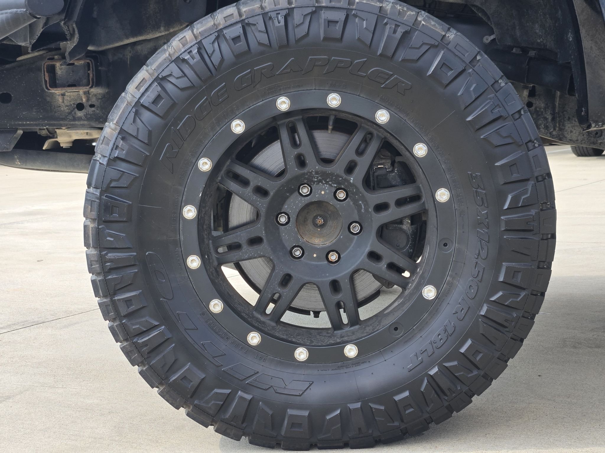 Used 2017 Shadow Black Ford XLT image 11