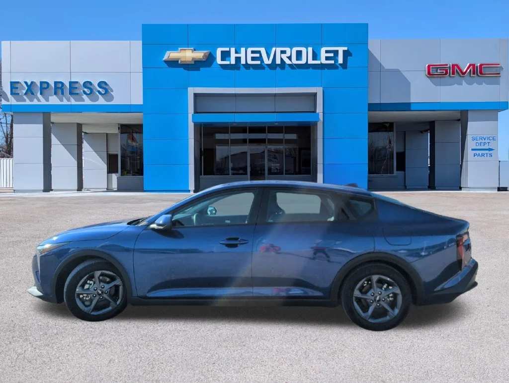 Used 2025 Blue Kia LXS image 6