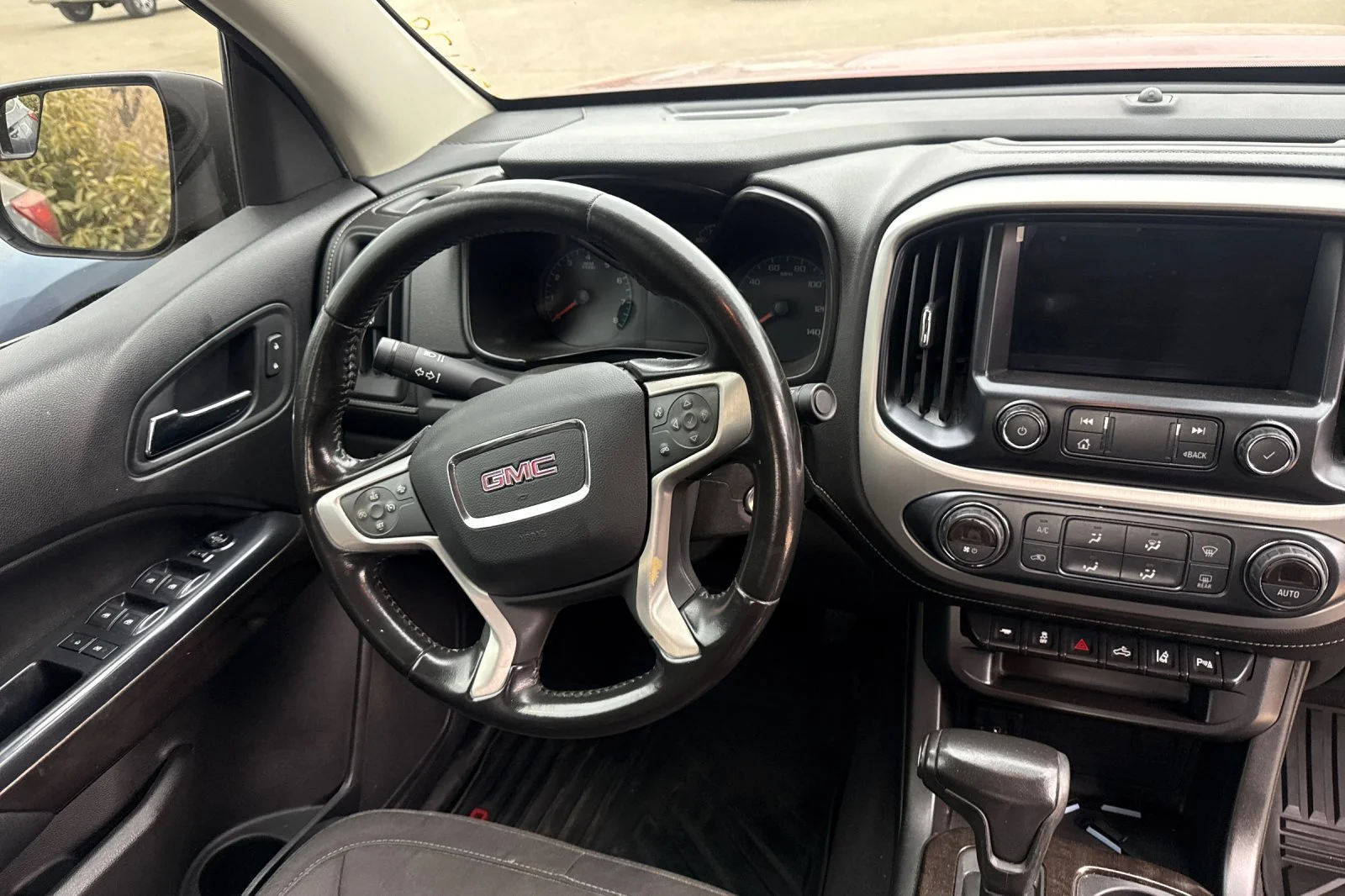 Used 2021 CAYENNE RED TINTCOAT GMC 2WD Elevation image 21