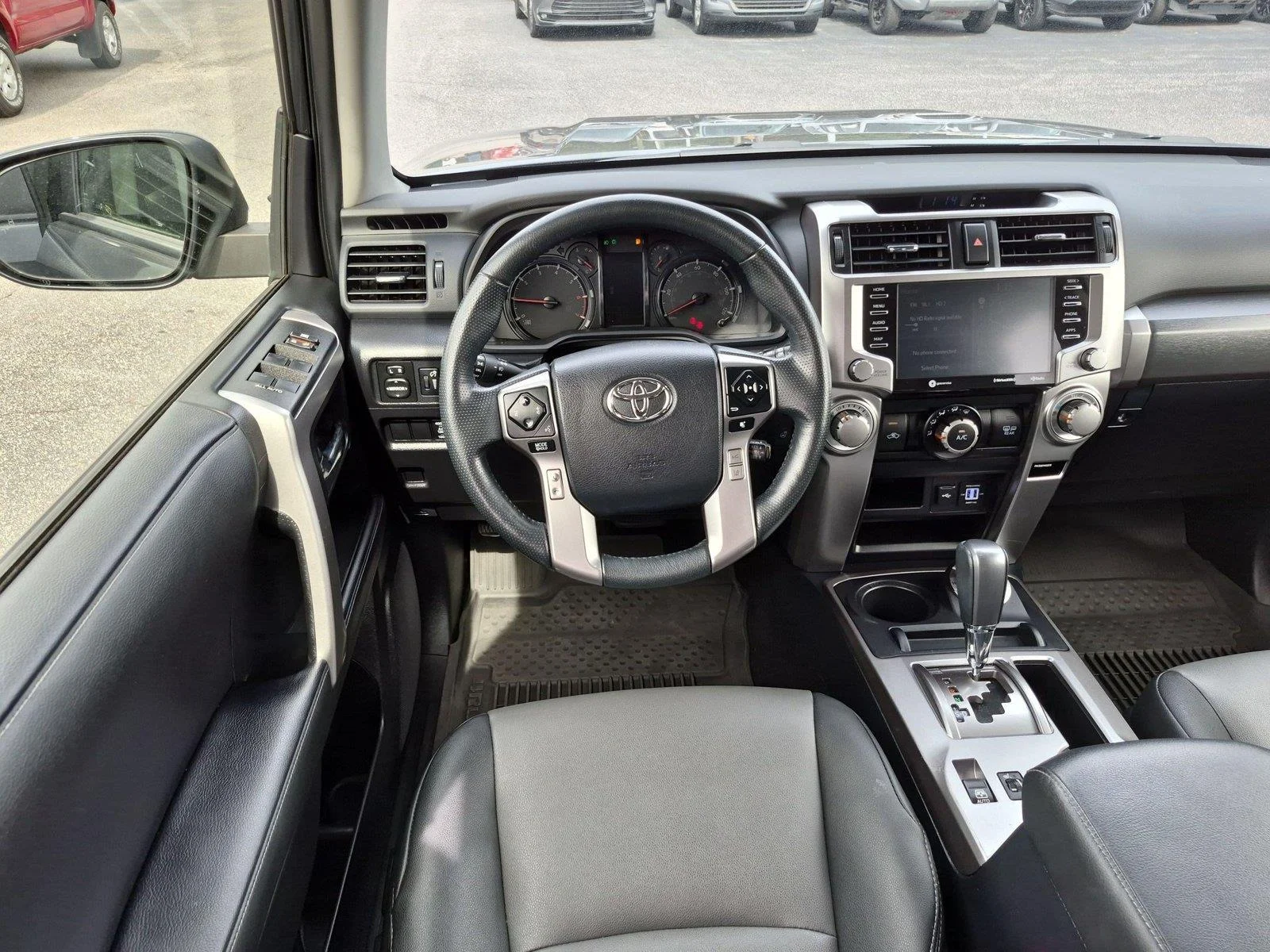 Used 2024 Underground Toyota SR5 Premium image 33