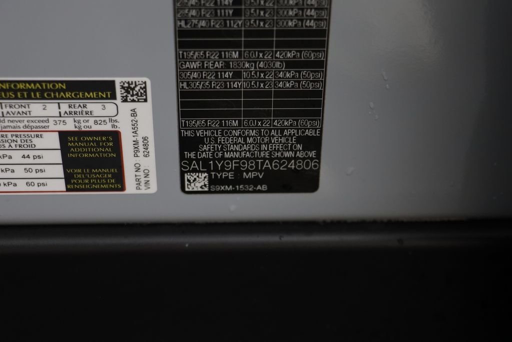 New 2026 Arroios Grey LAND ROVER SV image 28