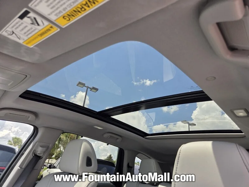 Used 2024 Lunar Silver Metallic Acura FWD W/TECHNOLOGY PACKAGE image 17