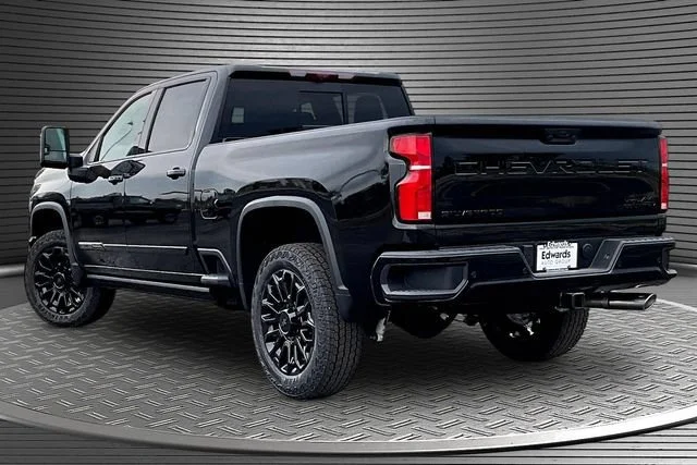 2026 Chevrolet Silverado 2500 HD High Country - Photo 3