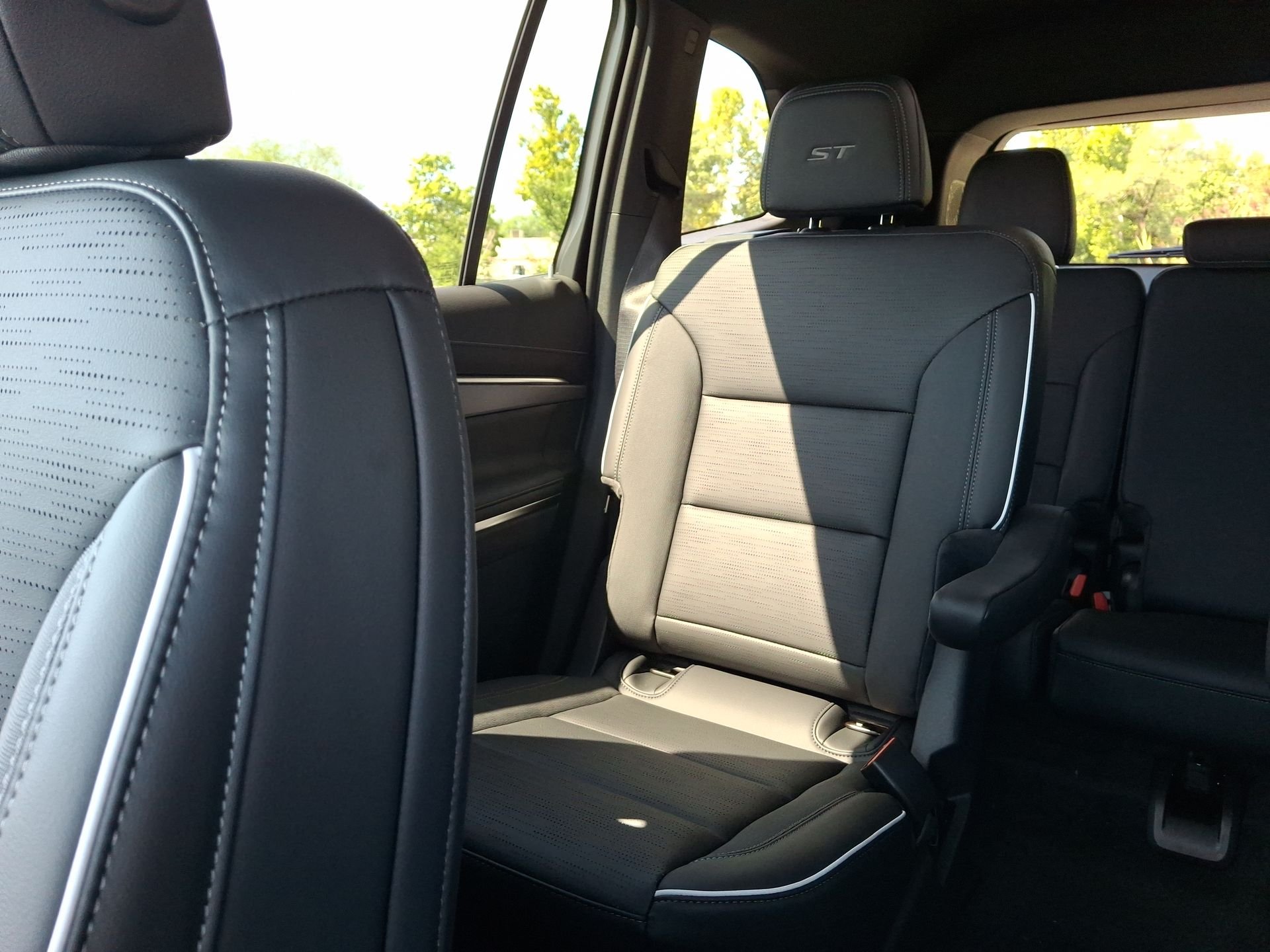 2026 Buick Enclave Sport Touring - Photo 37
