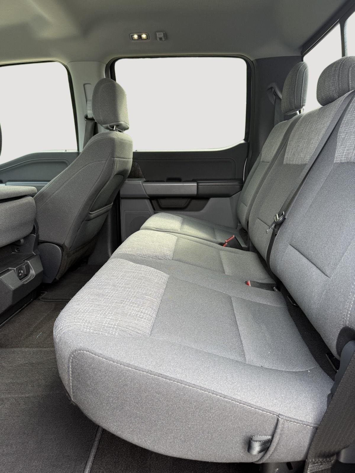 Certified Used 2021 Iconic Silver Ford XLT image 19