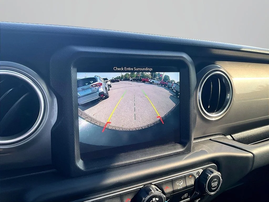 Used 2018 Blue Jeep Unlimited Sahara image 22