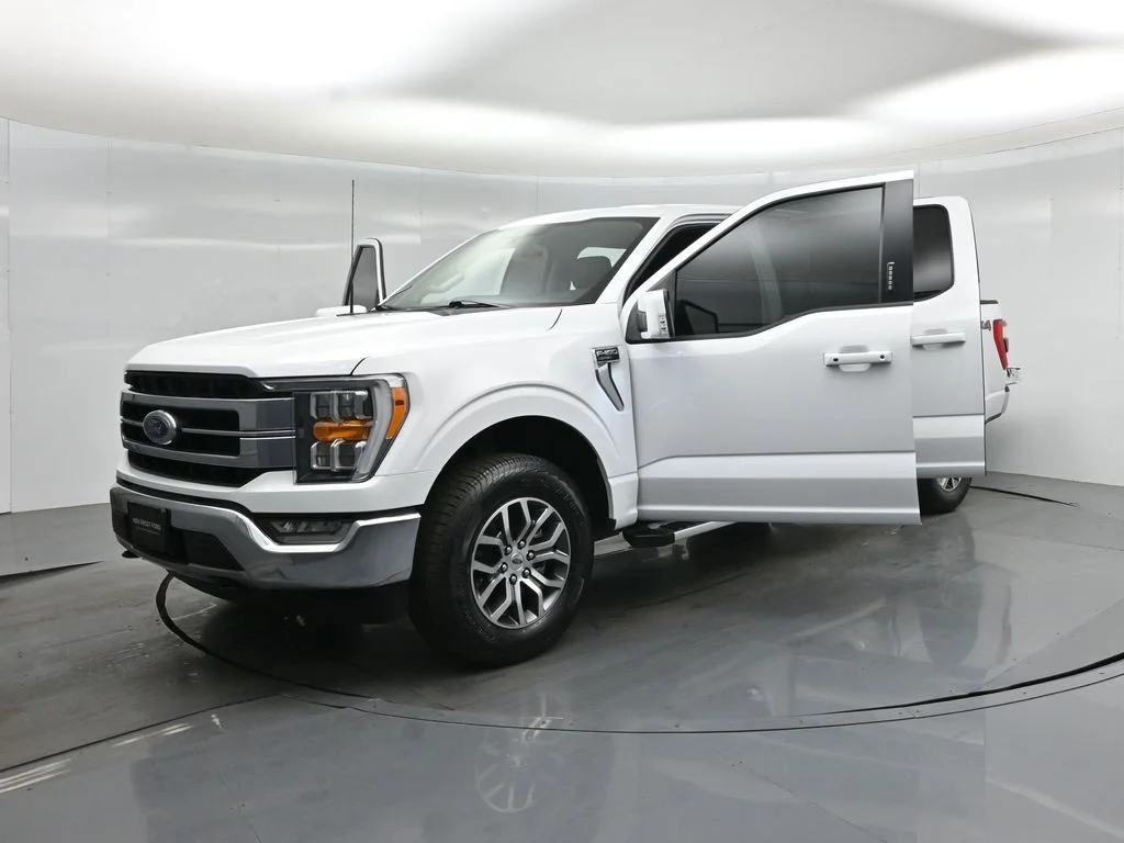 Certified Used 2022 White Ford Lariat image 28