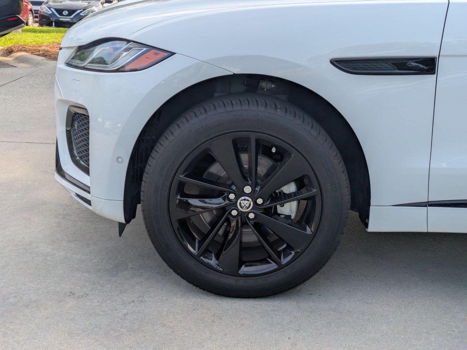 Used 2024 Fuji White Jaguar R-Dynamic S image 8