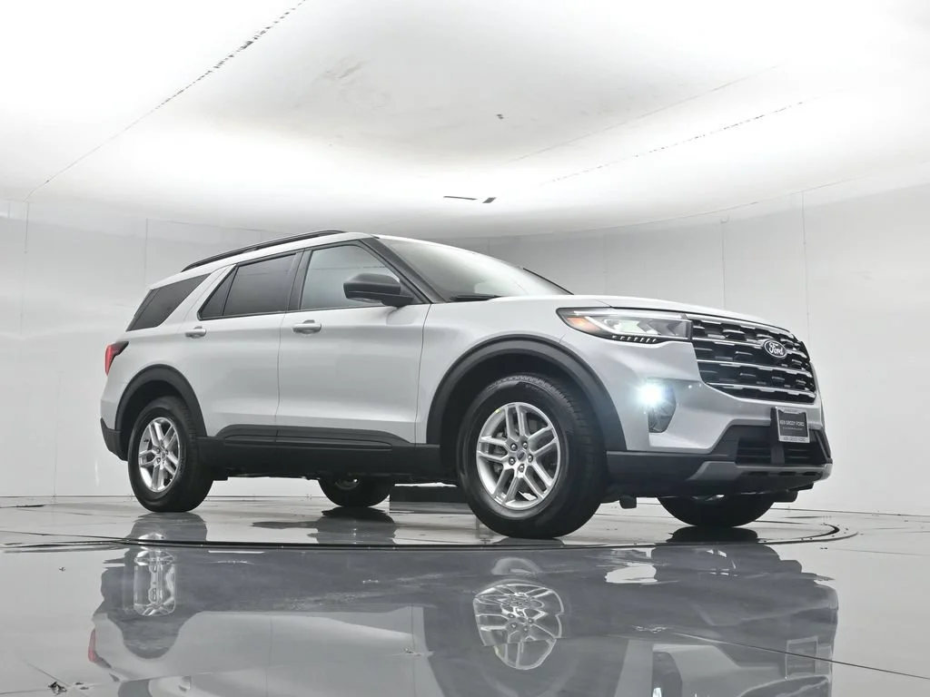 New 2027 Avalanche Gray Ford Active image 51