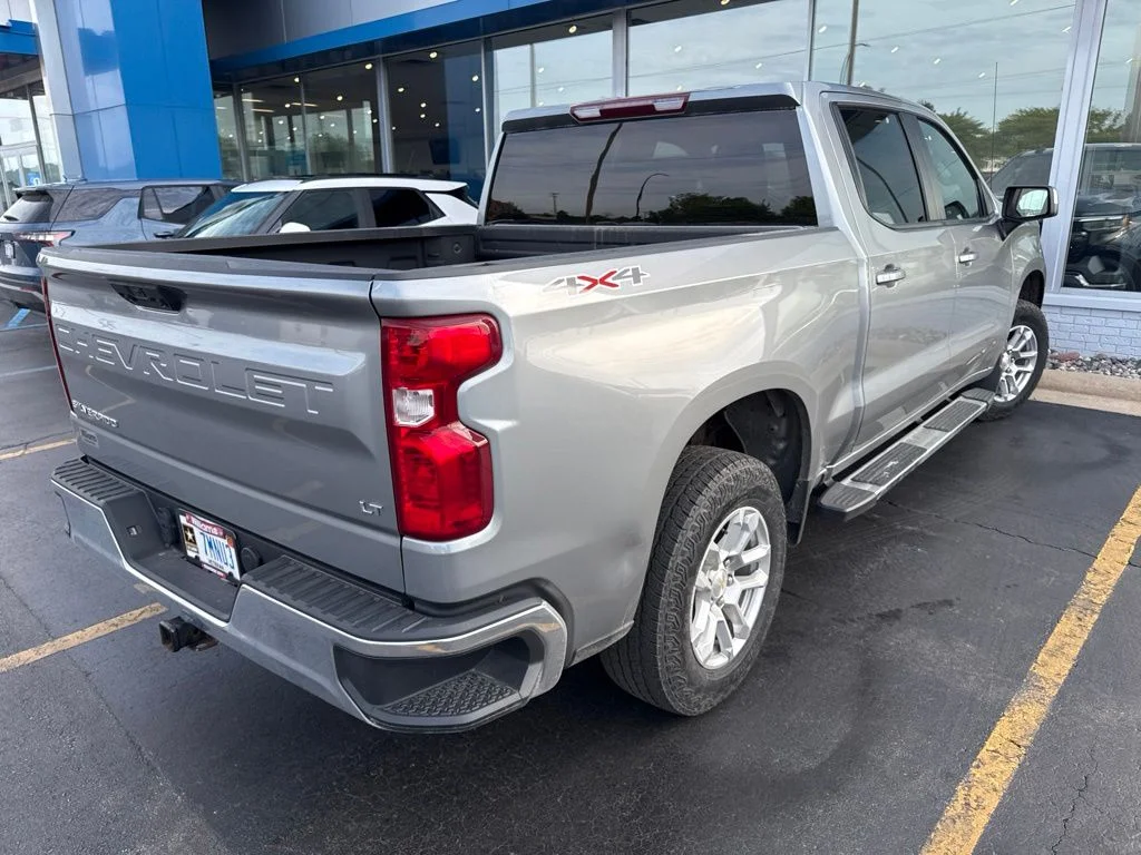 Used 2023 Sterling Gray Metallic Chevrolet LT image 10