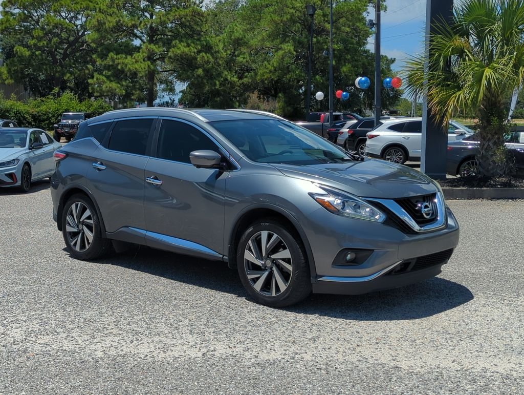 Used 2016 Gray Nissan Platinum image 9