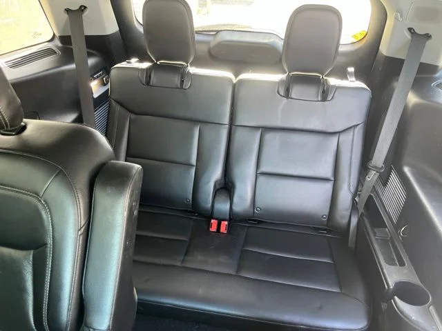 Used 2021 White Ford Limited image 10