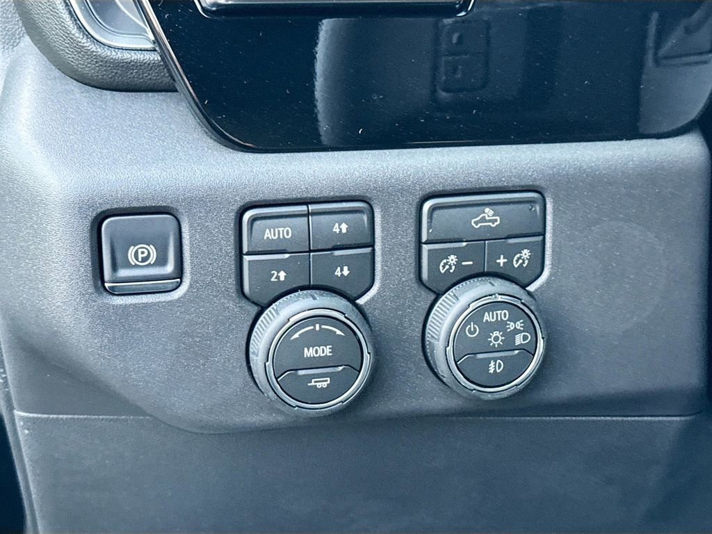 2026 Chevrolet Silverado 1500 LT Trail Boss - Photo 10