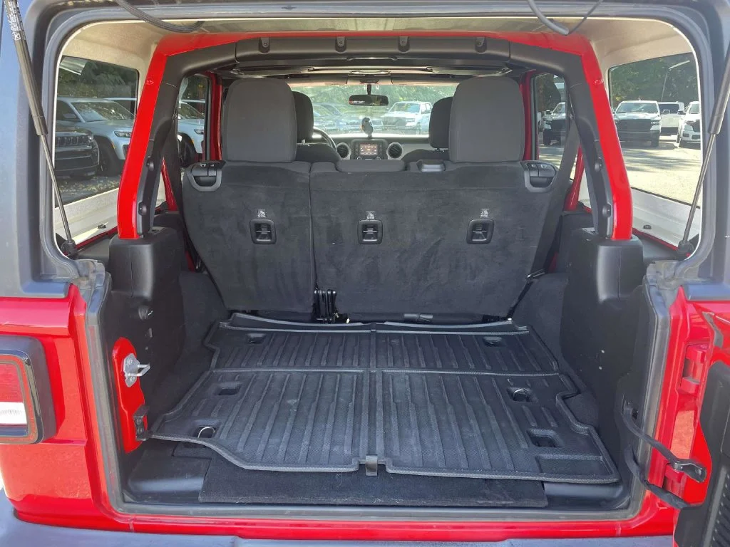 Used 2020 Red Jeep Unlimited Sport S image 40