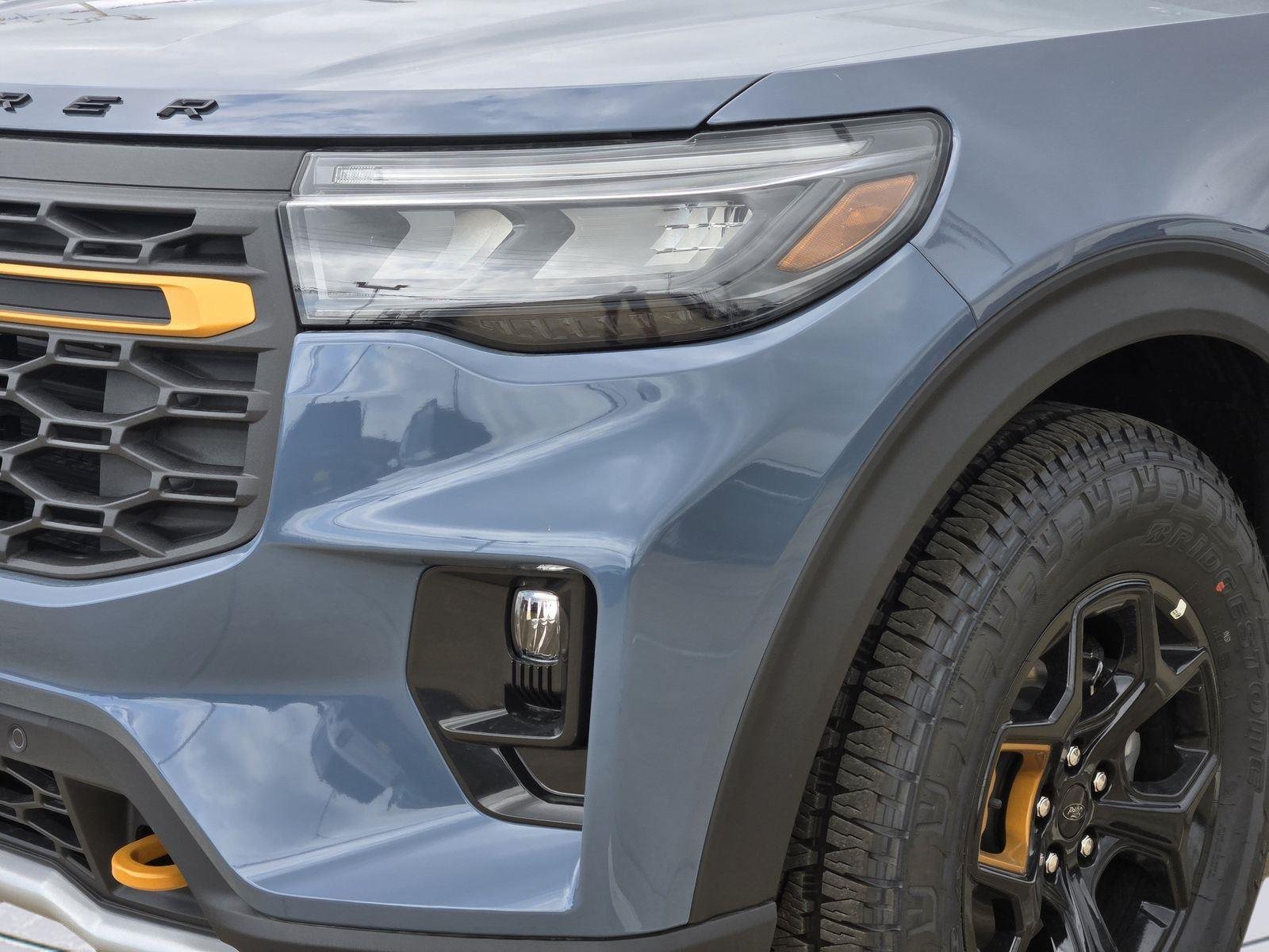New 2026 Vapor Blue Metallic Ford Tremor® image 5