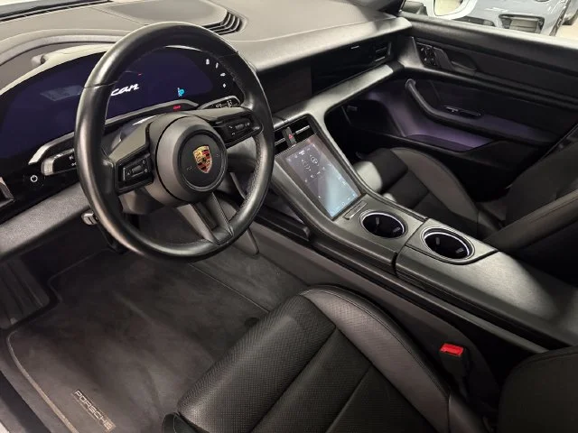 Certified Used 2021  Porsche 4S image 4