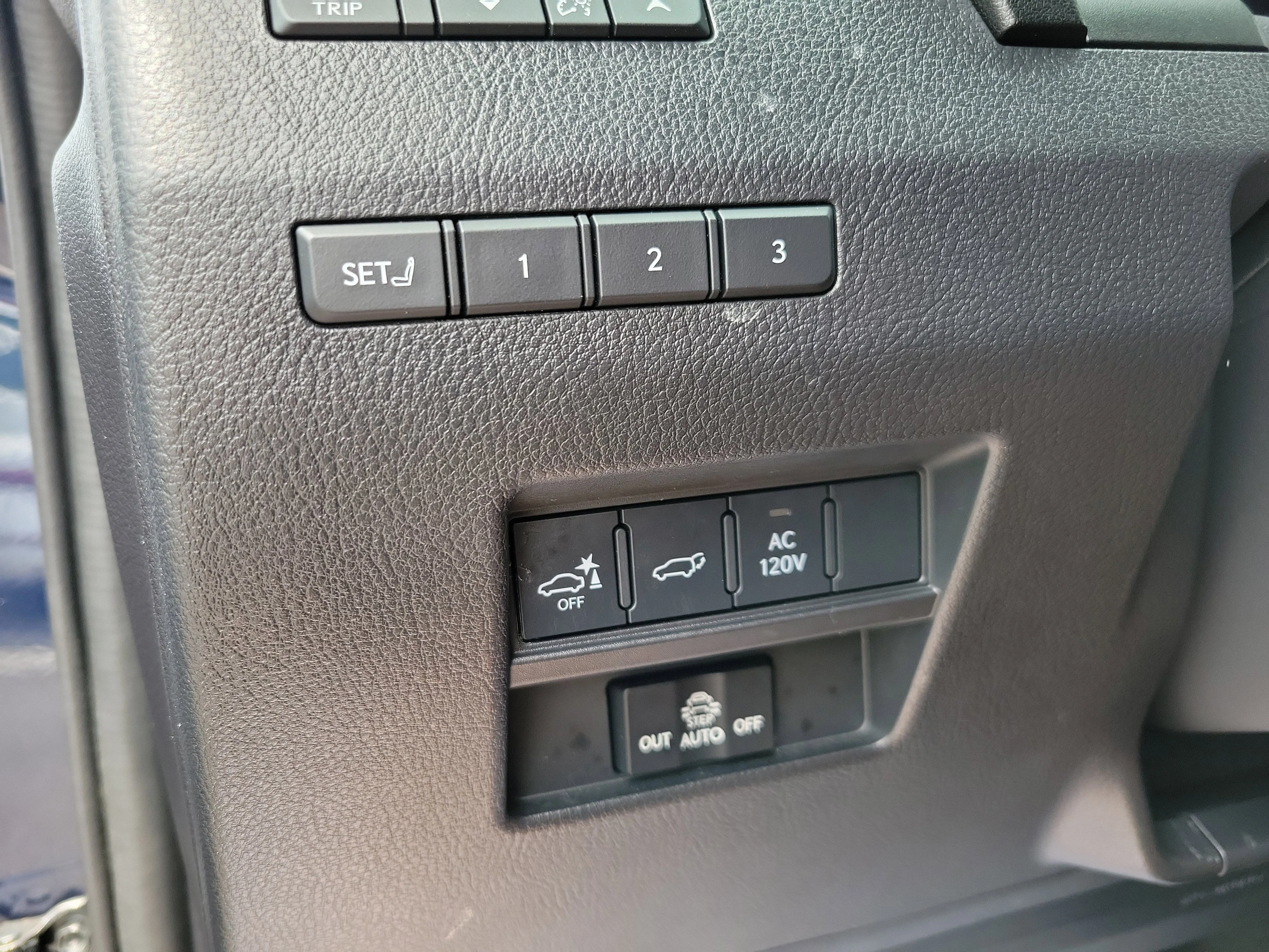 Used 2024 Blue Lexus GX 550 Luxury+ image 19