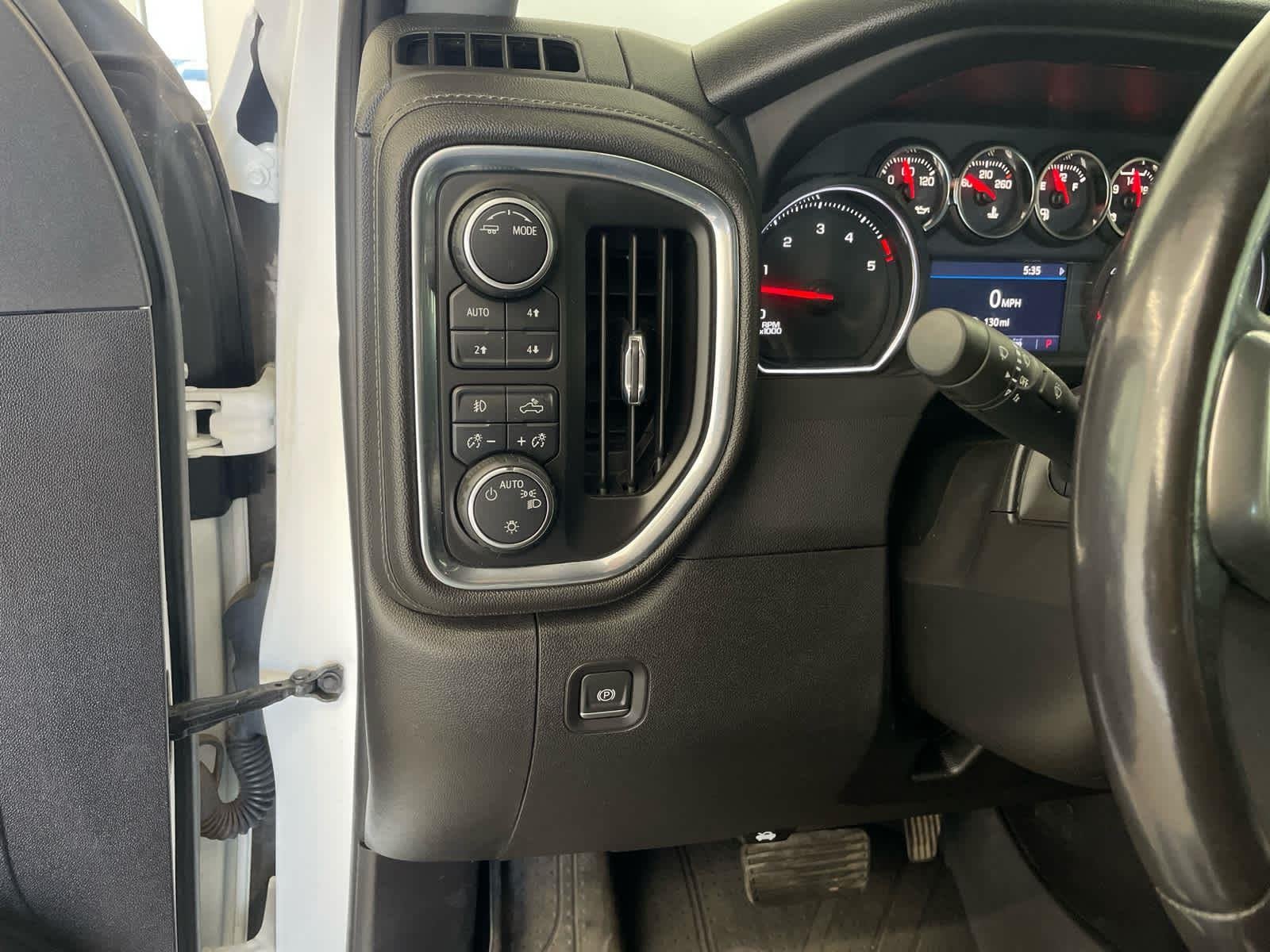 Used 2022 Summit White Chevrolet LT image 15