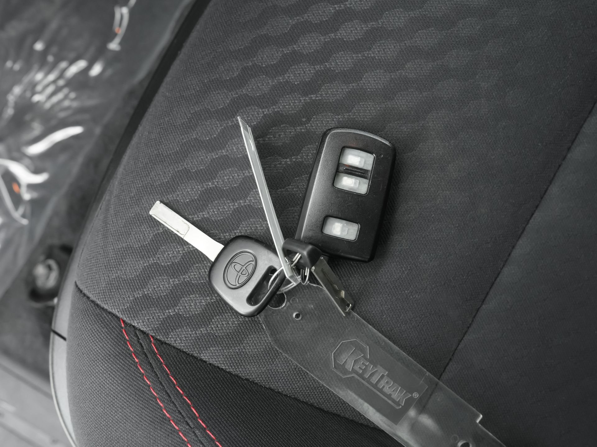 2023 Toyota Tacoma SR5 - Photo 41