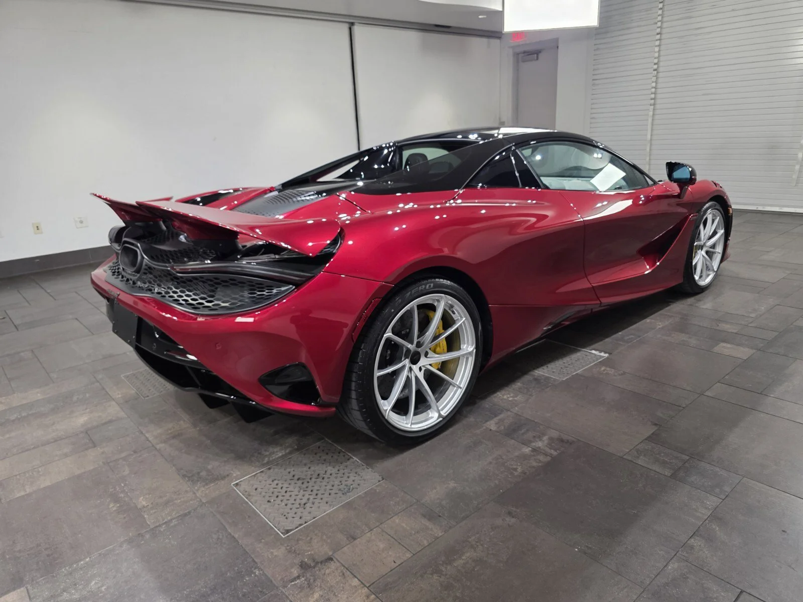 New 2027 MSO Amaranth Red McLaren Spider image 18