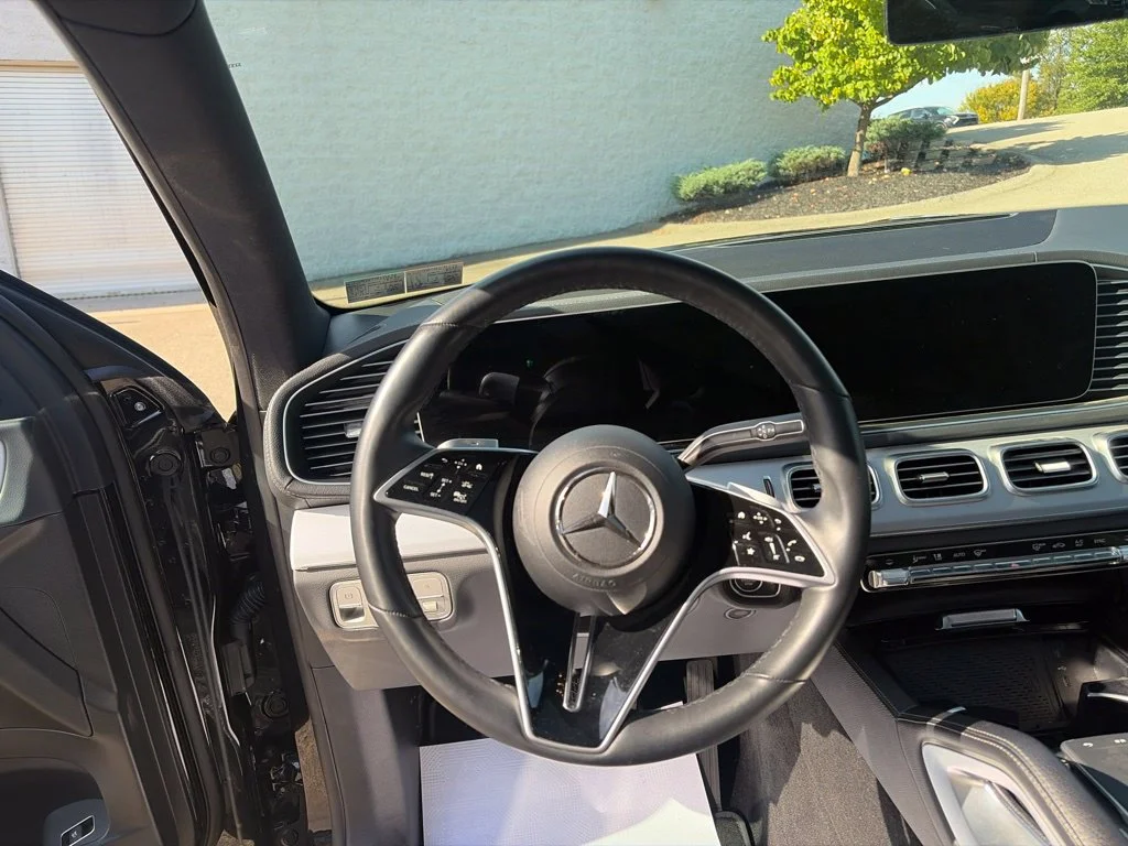 Used 2026 Black Mercedes-Benz GLS 450 image 14