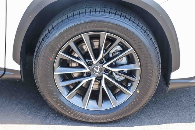 Certified Used 2022 White Lexus 350 Premium image 9