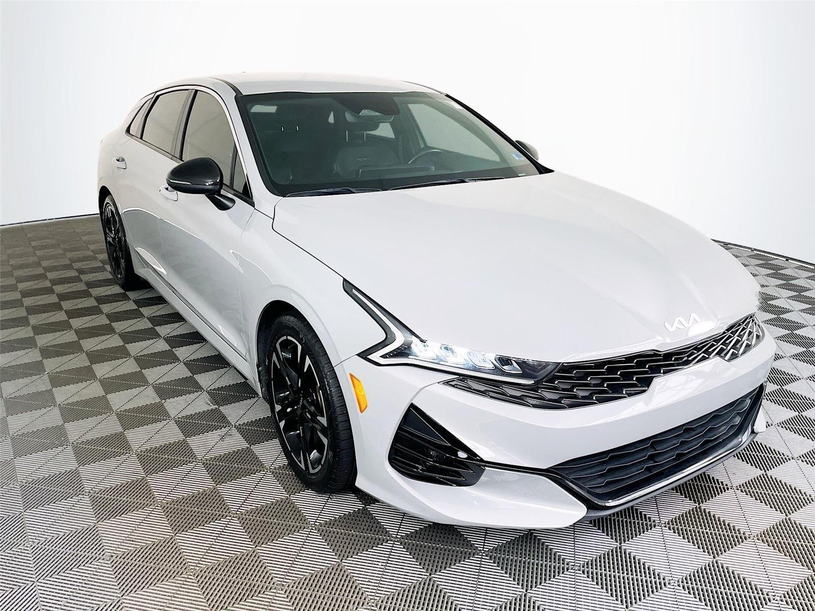 2022 Kia Optima GT-Line AWD's photo