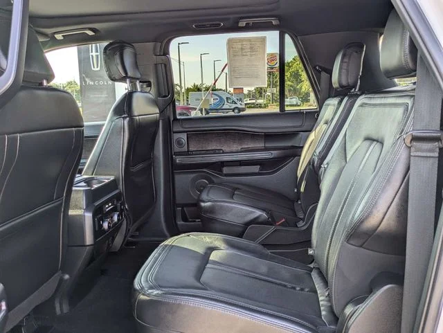Certified Used 2019 White Platinum Clearcoat Metallic Ford Limited image 14