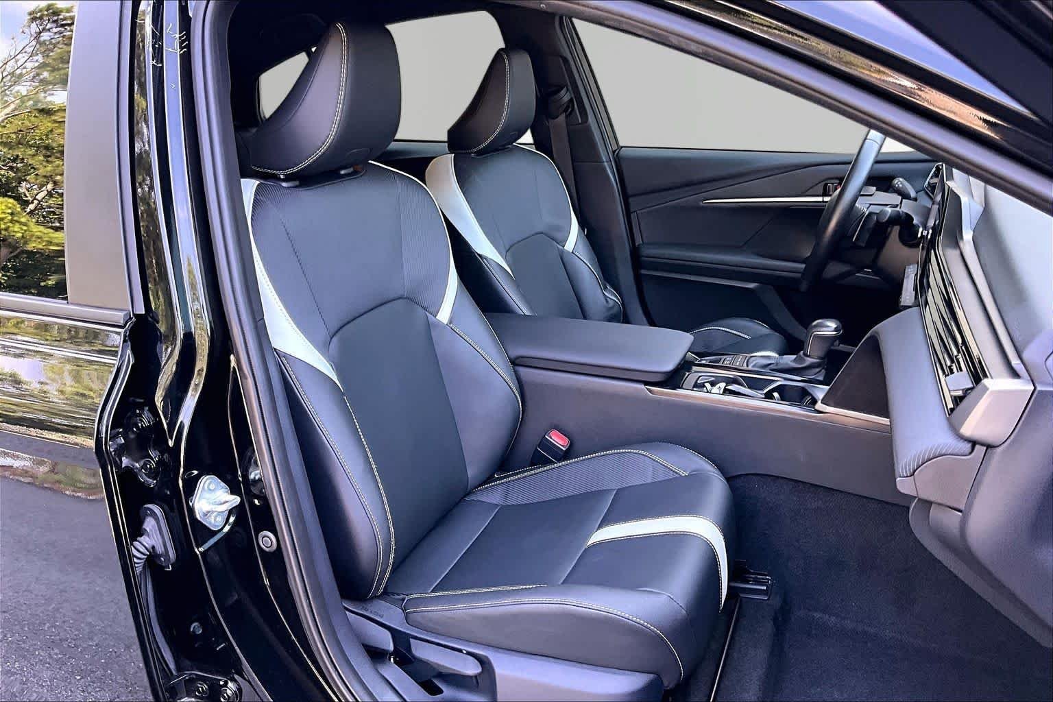 Used 2025 Midnight Black Metallic Toyota SE image 9