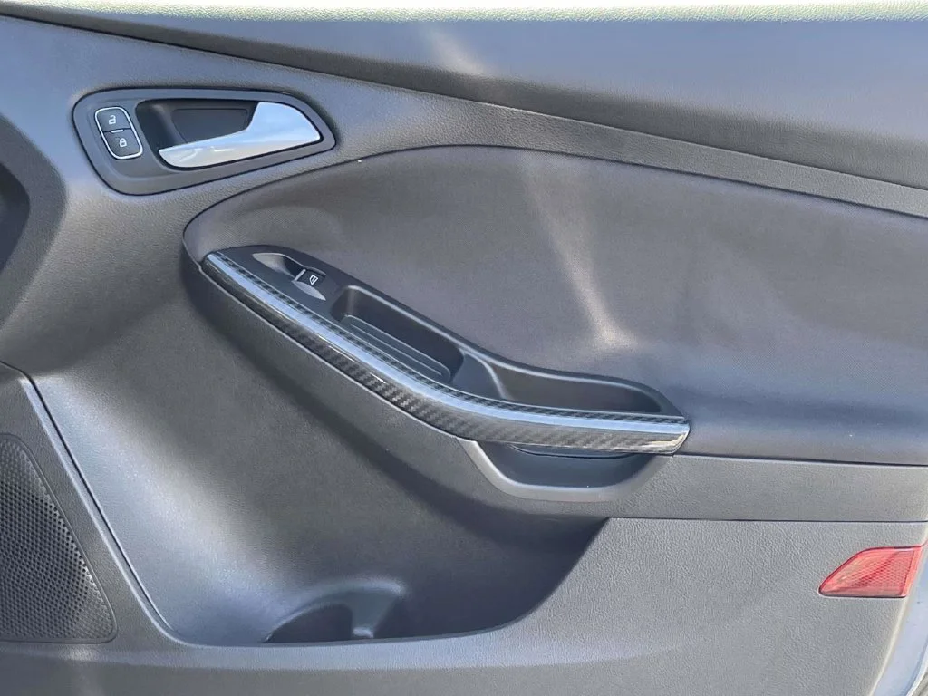 Used 2018 Blue Ford ST image 16