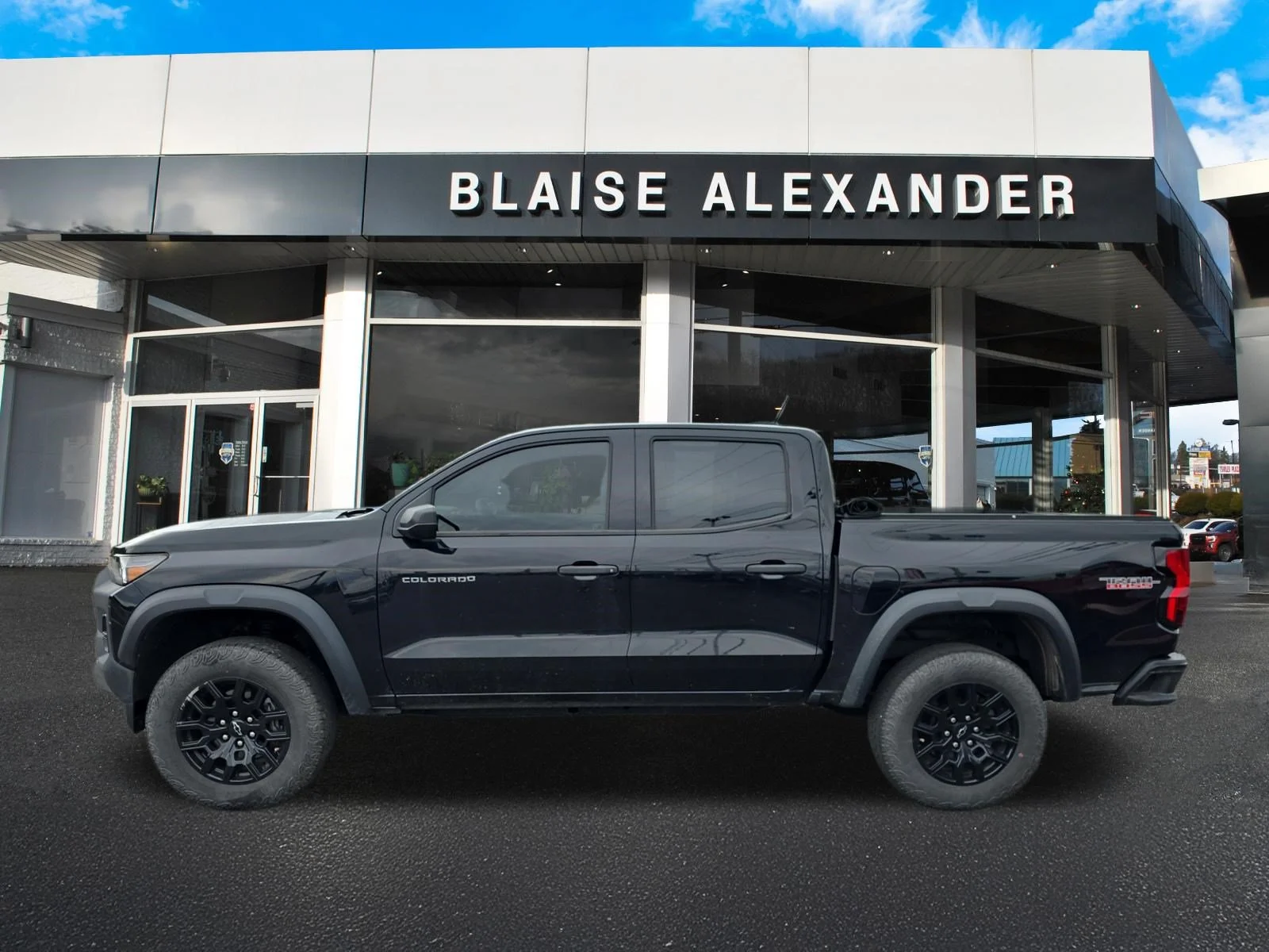 Used 2023 Black Chevrolet 4WD Trail Boss image 9